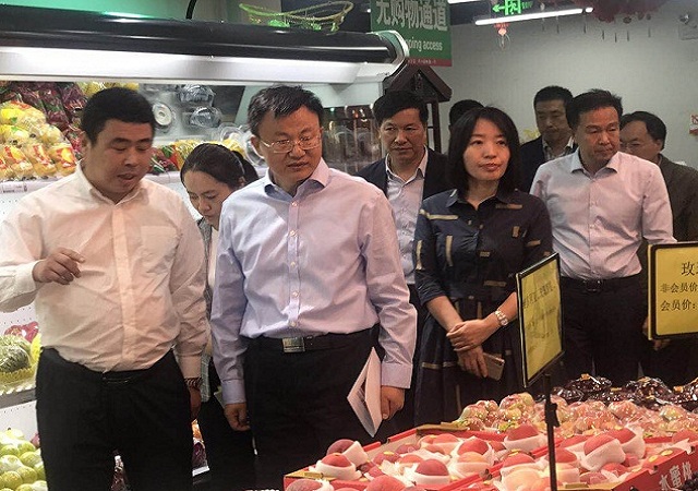 国家商务部领导 莅临“登录入口”草桥店视察指导
